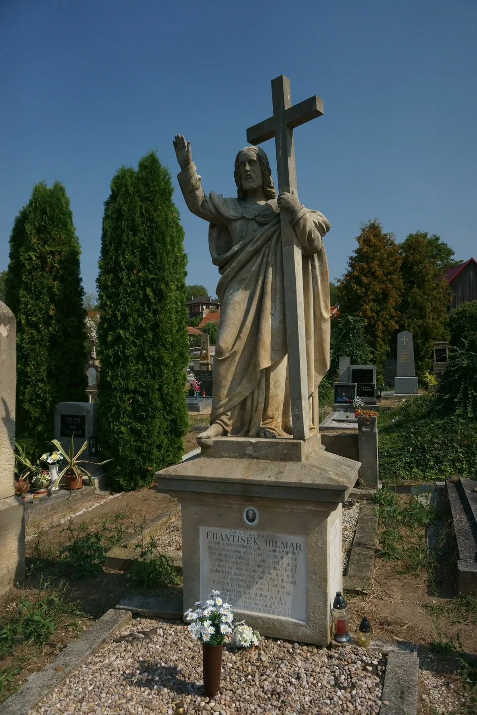 Pomník na hrobě Františka Matěje Hilmara