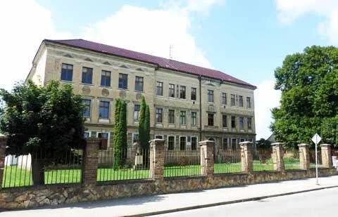 Škola před velkou opravou