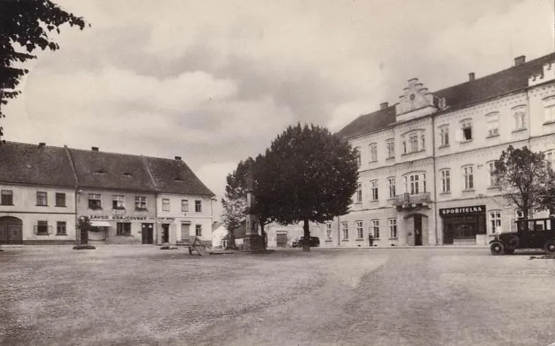 Dobová pohlednice